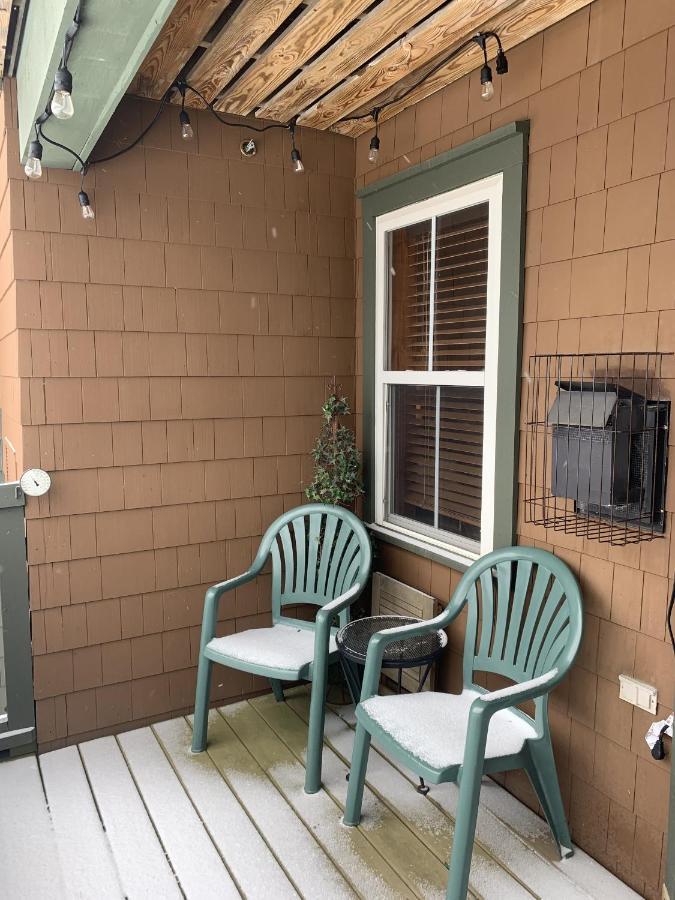 Highland House 207 Slopeside, Village Area, Ski In Out Snowshoe Exterior photo
